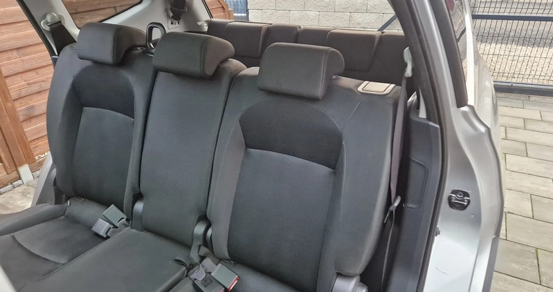 Nissan Qashqai cena 42900 przebieg: 127700, rok produkcji 2012 z Drzewica małe 704